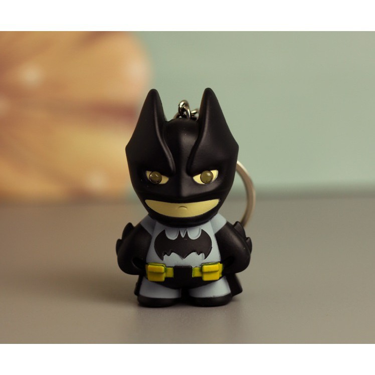 Móc khóa đèn Led biệt đội siêu anh hùng phát sáng,có âm thanh từng loại- Móc khóa đèn led 3 trong 1