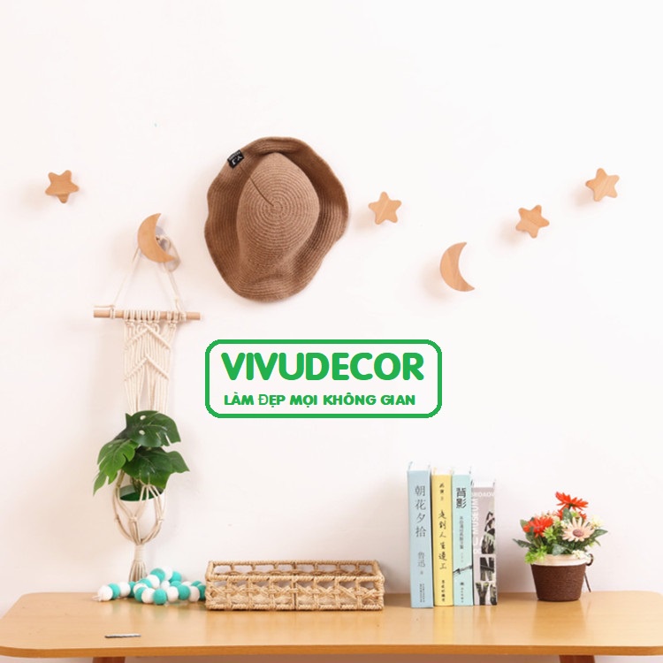 Móc treo tường Vivudecor hình sao tặng kèm miếng dán, Móc treo quần áo vừa trang trí vừa treo đồ rất tiện ích.