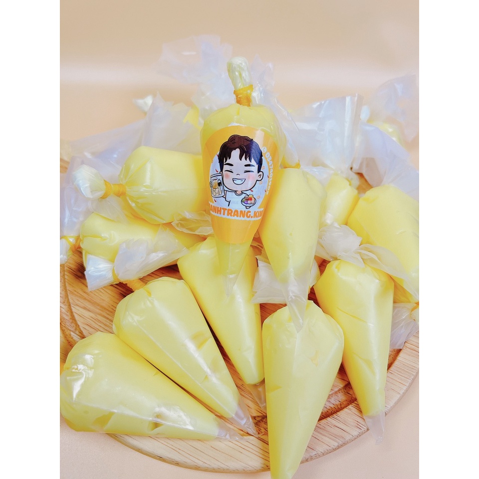 Tuýp bơ ăn kèm với bánh tráng