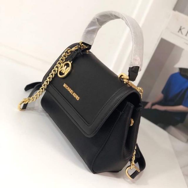 Túi đeo chéo michael kors