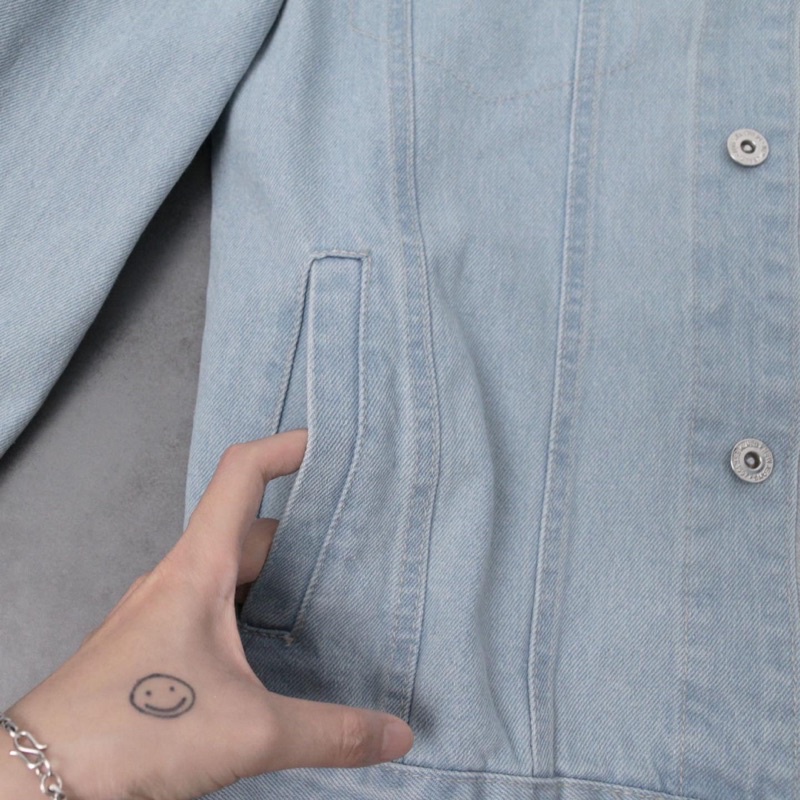 Áo khoác jean xanh bạc basic màu đẹp KPis Clothes form rộng oversize nam nữ sale 50%