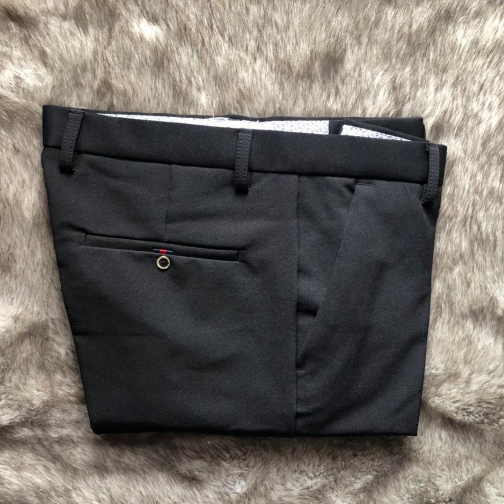 Quần Tây Nam Màu Đen Ống Côn Vải Dãn