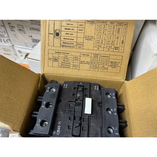 Khởi động từ- contactor 3p 80a 45kw 1no+1nc - coil 220vac-general electric