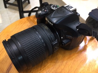 Nikon D5200 lens 18-105mm