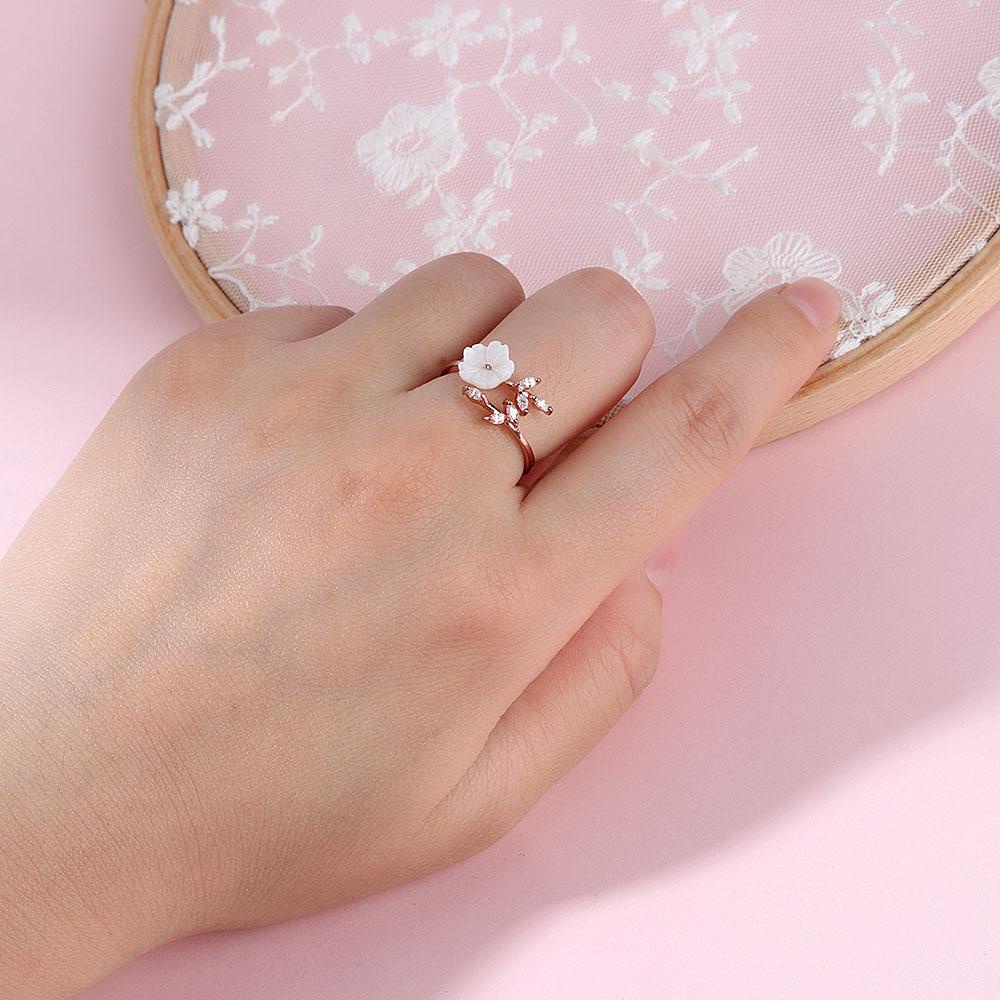 Mih Nhẫn Hở Có Thể Điều Chỉnh Kích Thước Dành Cho NữLá Cây Nhân Tạo Trang Trí Nhà Cửa