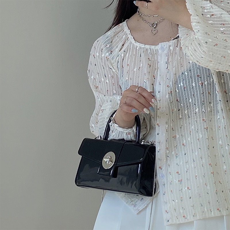 Túi Đeo Vai Hình Vuông Cỡ Nhỏ Bằng Da Bóng Màu Đen Thời Trang Cho Nữ Dễ Phối Đồ