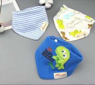Yếm Momcare cho bé