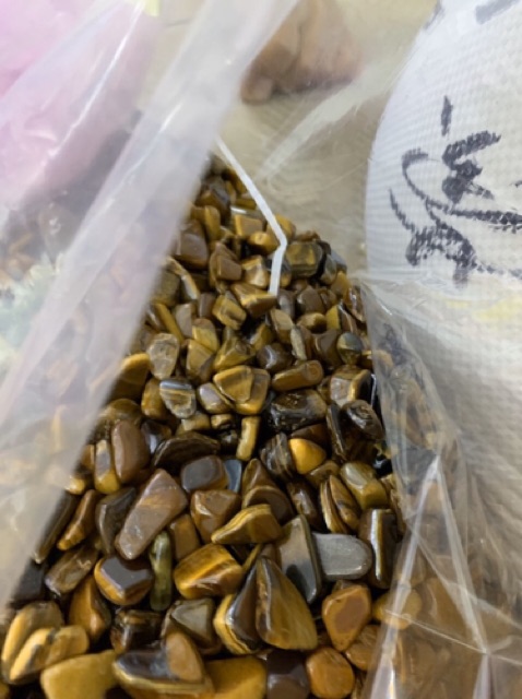 100g đá vụn tự nhiên thanh tẩy - hút năng lượng ( đã được khai quang, trì chú xin lộc ) | BigBuy360 - bigbuy360.vn