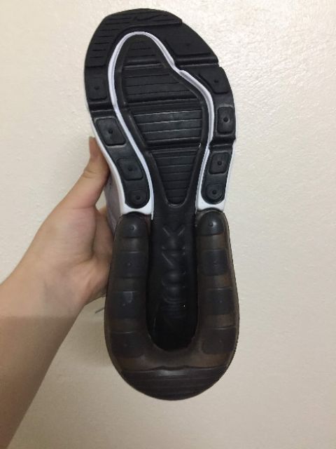 Giày air max 270