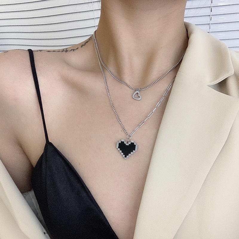 Vòng cổ đôi mặt trái tim khảm đá