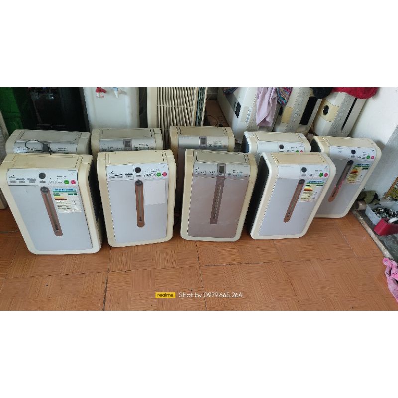 Hút ẩm Hitachi 16l 220v Made Japan