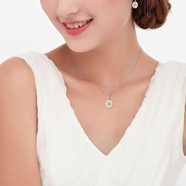 dây chuyền cúc họa mi , sản phẩm thiết kế nhỏ gọn , dễ sử dụng , dễ mang theo ,chất lượng tốt giá cũng rất tốt ạ hihi