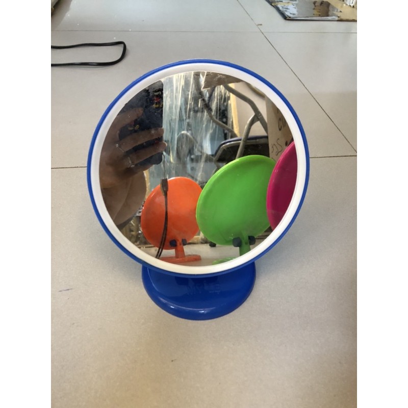 GƯƠNG TRANG ĐIỂM TRÒN VIỀN NHỰA 154