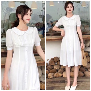 Đầm trắng cổ sen
