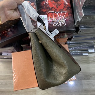 eo vì công sở phối màu mới