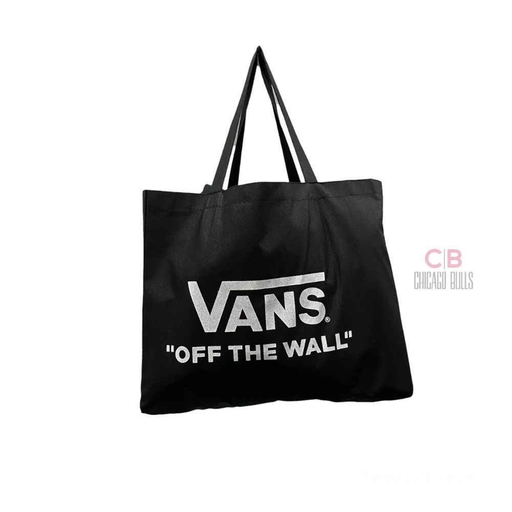 (𝗖𝗵𝗶́𝗻𝗵 𝗵𝗮̃𝗻𝗴 - Chicago Bulls) Túi Vải Tote Vans - Season 2022