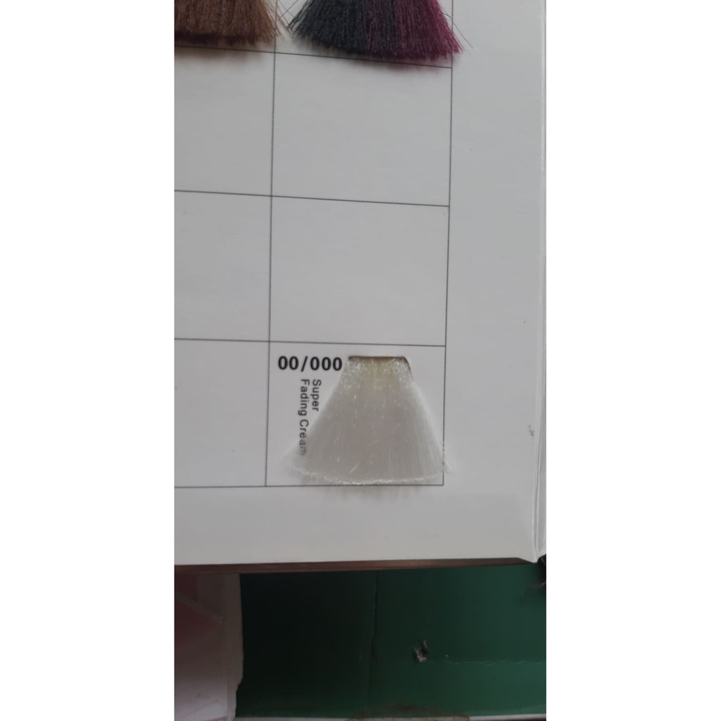 Màu nhuộm nâng tông tóc 000/00 kèm oxi dưỡng và găng tay