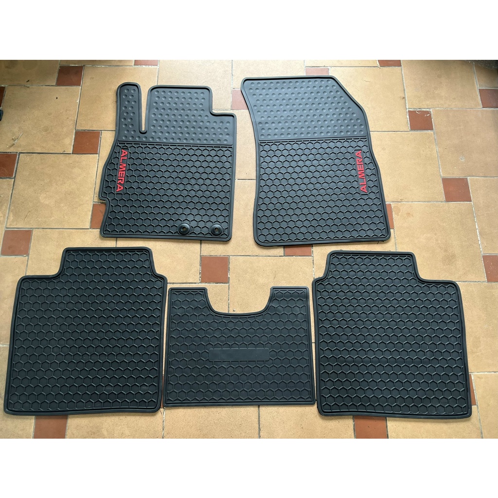 Thảm trải sàn cao su theo xe Nissan Almera 2021-2022