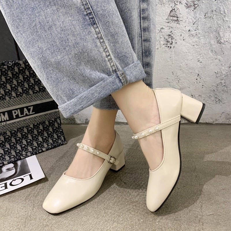 Giày da cao gót đính ngọc nhẹ nhàng nữ tính