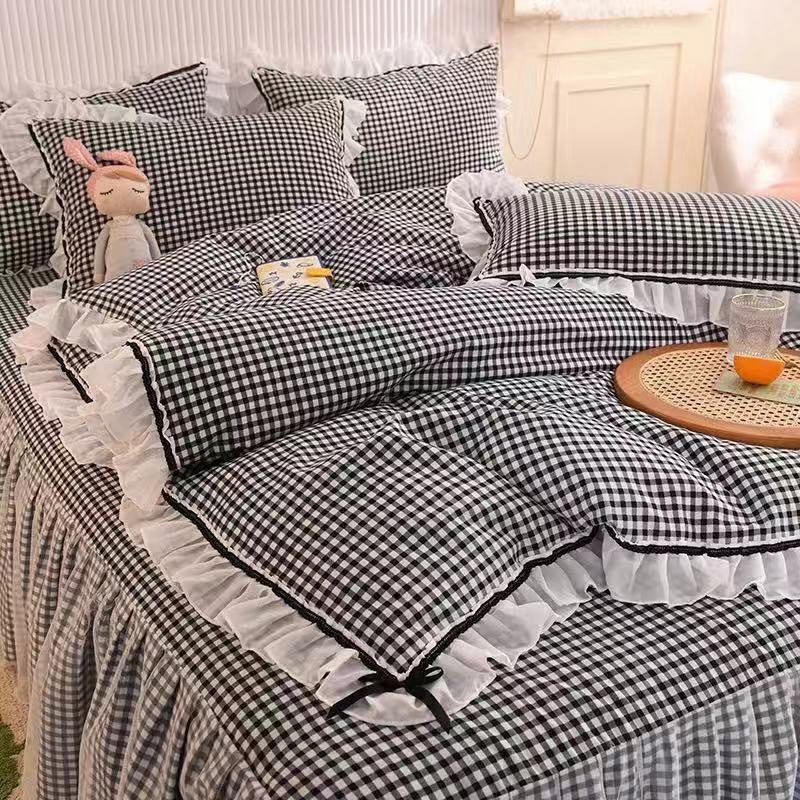 Kẻ sọc giường váy bốn mảnh bộ ren công chúa phong cách cô gái trái tim ga trải chăn ký túc xá ba