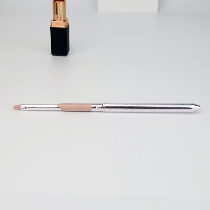 Cọ Môi Có Nắp Đậy Fenty F123 - Lip Brush