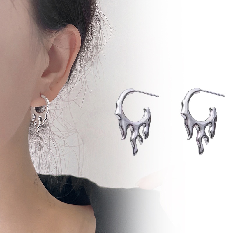 Khuyên Tai Dạng Xỏ Hình Ngọn Lửa Phong Cách Punk Vintage Cá Tính Cho Nữ