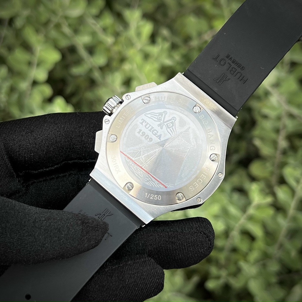 Đồng Hồ Nam HB BIGBANG BLACK đá viền - Máy Quazt Nhật , Mặt Saphire 42mm , Chống Nước- Bảo Hành 24 Tháng
