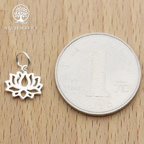 Charm bạc hình hoa sen treo - NQ Jewelry