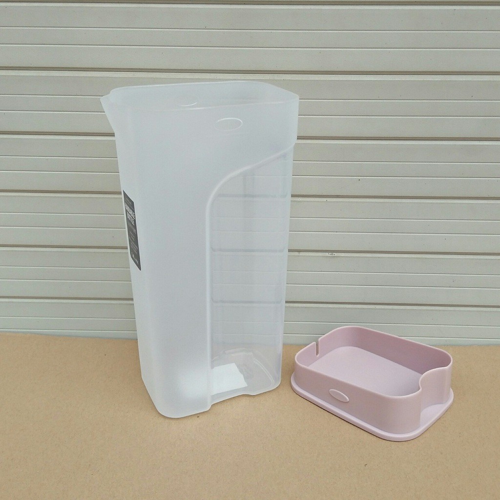 BÌNH NƯỚC NHỰA LOCK&LOCK 1.4 LÍT - Đồ khuyến mãi của sữa Friso | BigBuy360 - bigbuy360.vn