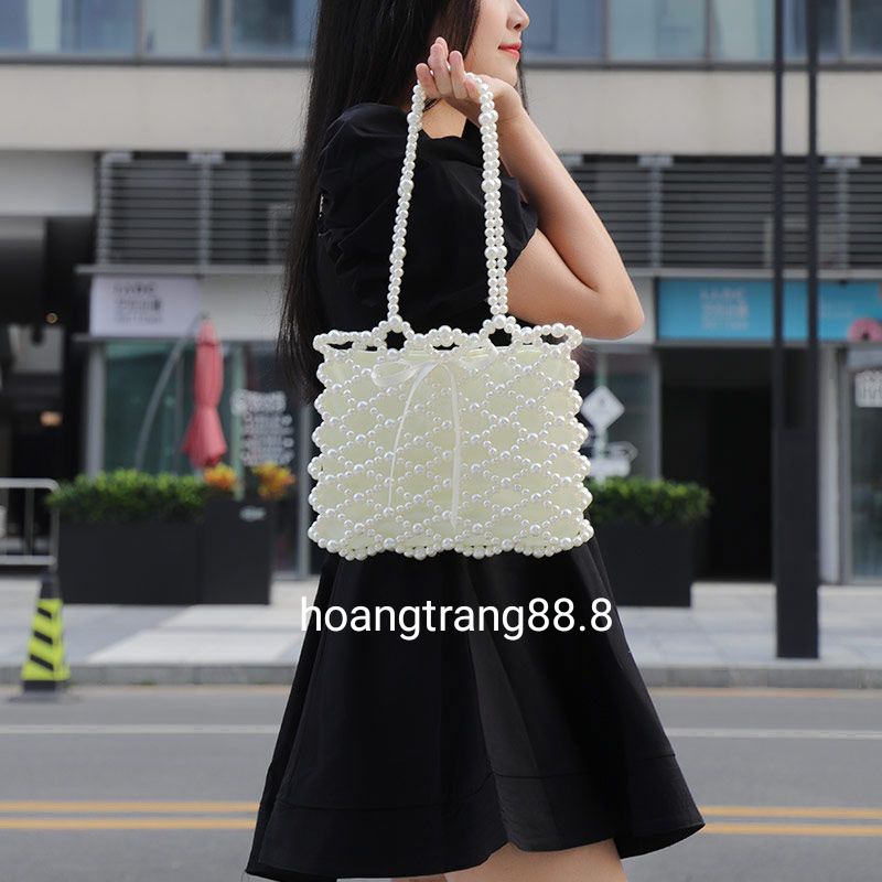 Túi xách tay kết hạt cườm giả ngọc trai dáng hình thoi phong cách tiểu thơ