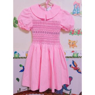 Váy smocked