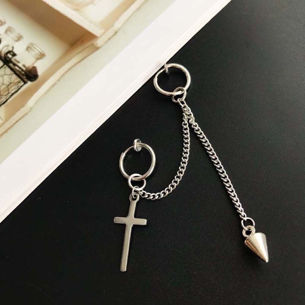 Khuyên kẹp vành tai mặt Thánh giá và hình chóp nhọn phối dây xích tua rua thời trang cho nam và nữ