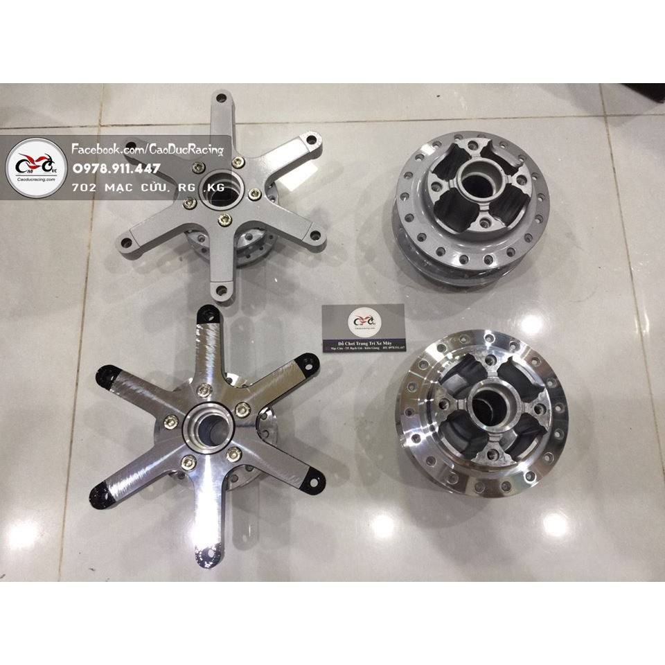 Đùm SYS Sonic 150 sơn bạc và mạ crom luôn lòng đĩa
