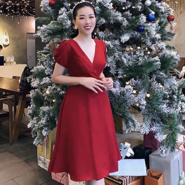 Đầm đỏ form dài cổ V (kèm hình thật) | BigBuy360 - bigbuy360.vn