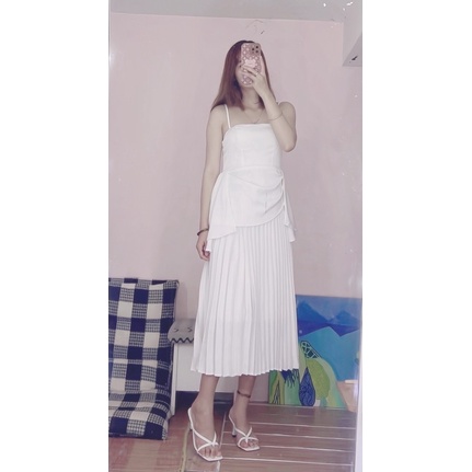Set pelum hai dây trắng chân váy midi dập ly