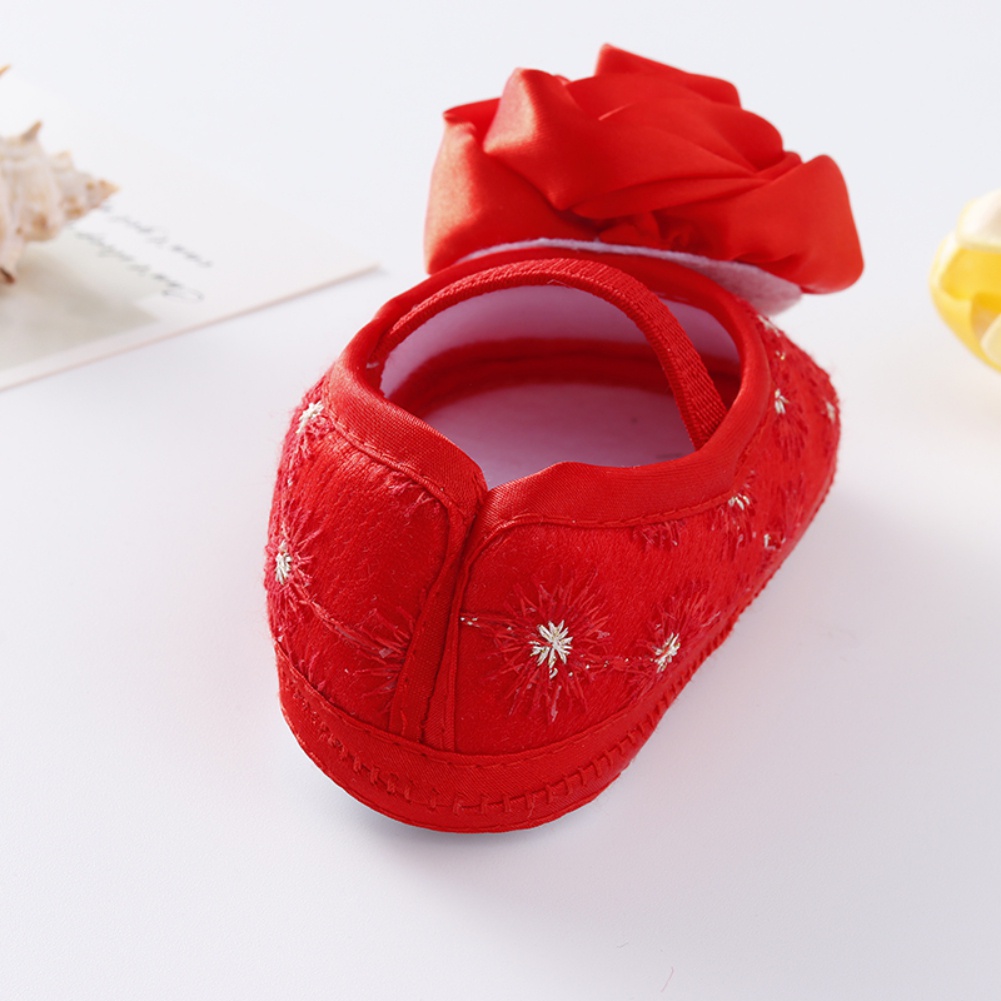 Giày ĐíNh Hoa MềM MạI Cho Bé Sơ Sinh