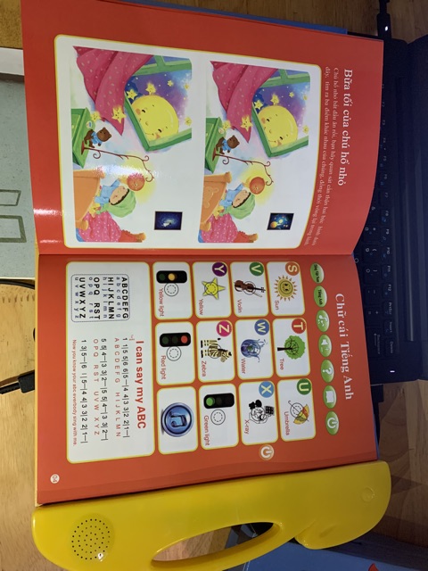 sách song ngữ tiện ích cho trẻ
