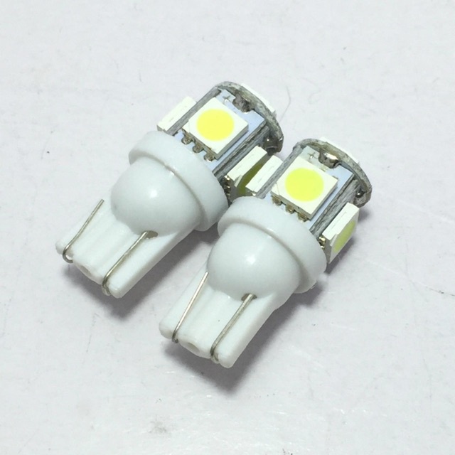 Bóng LED T10 xi nhan, demi xe hơi ô tô tiết kiệm tương thích các xe Toyota Vios Innova và Hyundai Accent