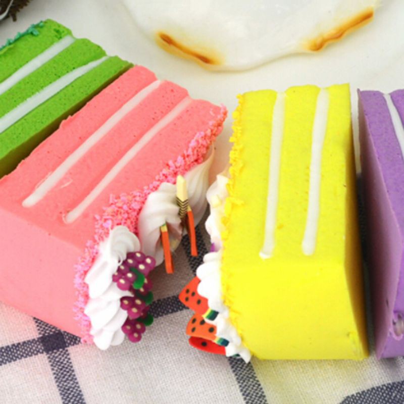 Mô hình bánh kem giả hình tam giác trang trí xinh xắn 201030n8ctveg3