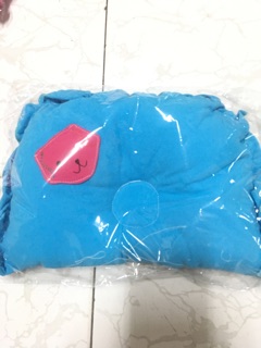 Gối nằm cho trẻ sơ sinh