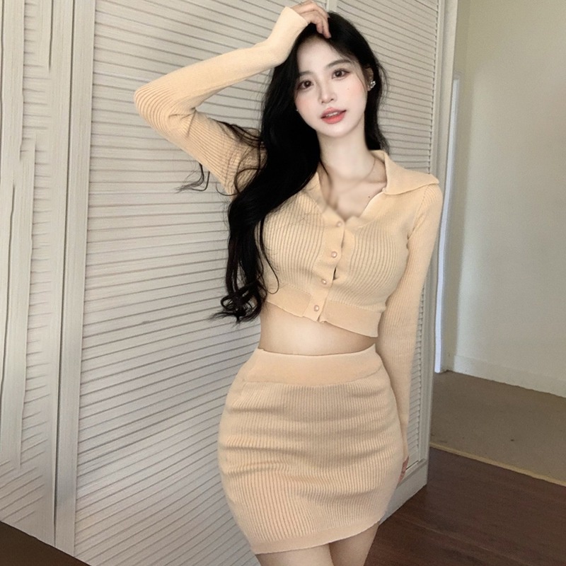 Áo len tay dài màu sắc đơn giản/ chân váy ngắn ôm dáng thời trang cho nữ