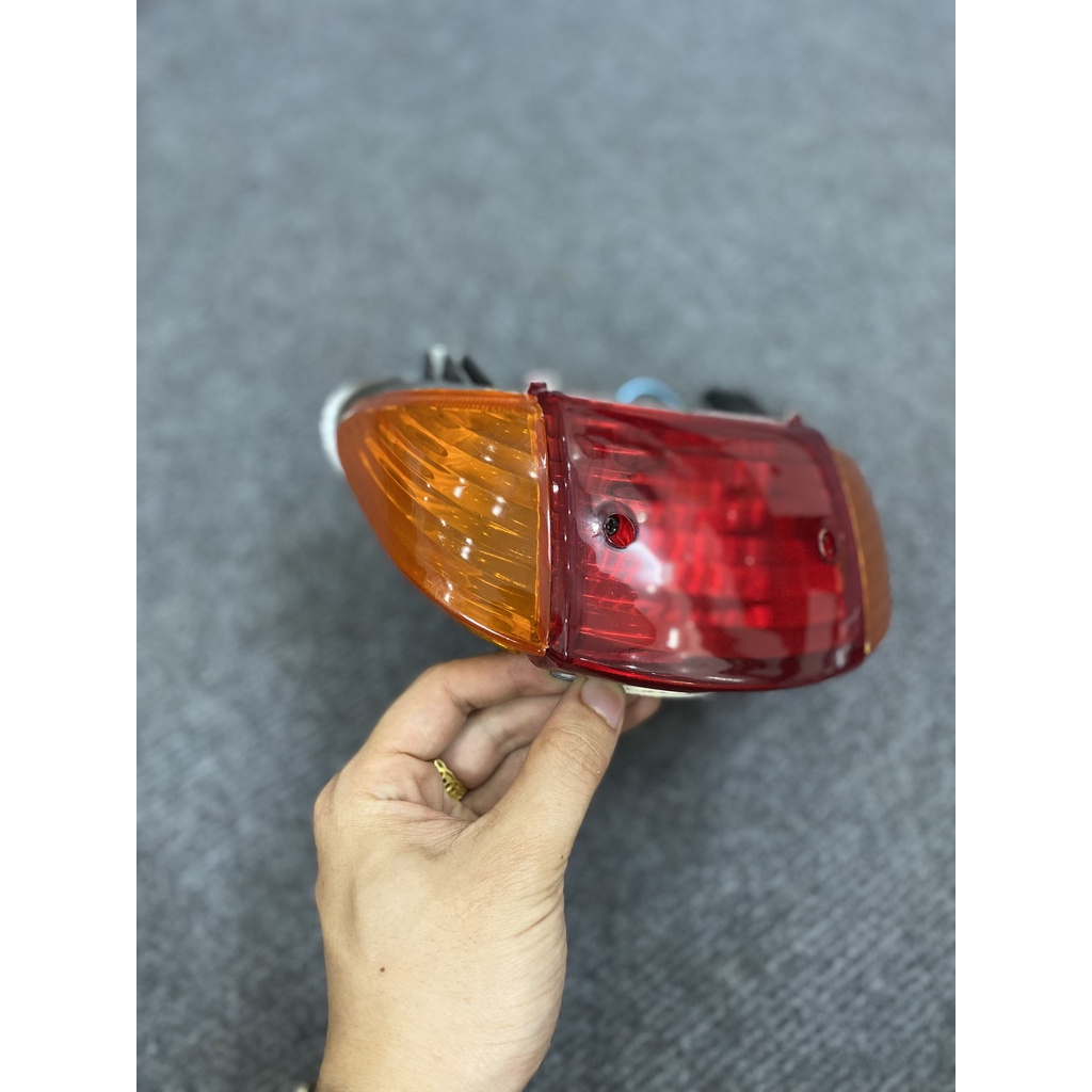 Cụm đèn hậu Wave Wave Thái, Wave ZX kèm bóng ( củ sau )