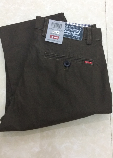 Quần khaki levis