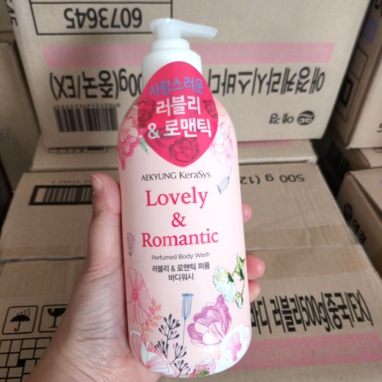 Sữa tắm Hàn Quốc hương nước hoa Kerasys Perfumed Body Wash 600ml