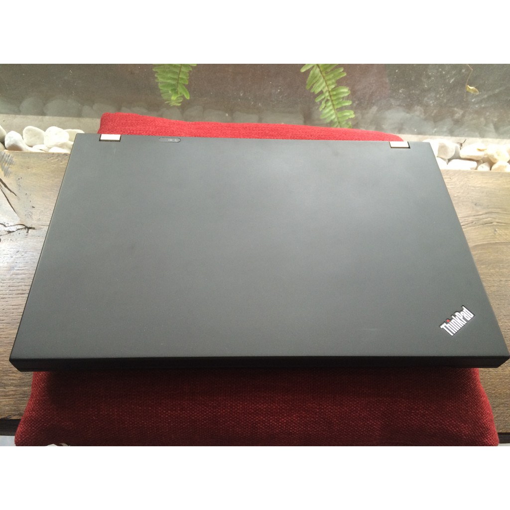 Laptop Lenovo Thinkpad W520 Core i7 2720QM Ram 8GB SSD 240GB Card rời Quadro 1000M 2GB chuyên đồ họa