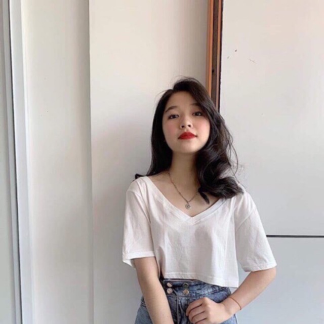 [Mã FAMARAL1 giảm 10K đơn 50K] ÁO CROPTOP PHOM RỘNG CỔ TIM