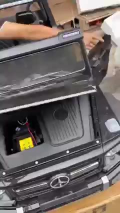 [Hoả Tốc] Ô Tô Điện G63 Mercedes WF-189 6 Bánh 4 Động Cơ, Bánh Nhựa, Tải Trọng 100KG, Ắc Qui 12V7A, 2 Chân Ga(Đen-Trắng)