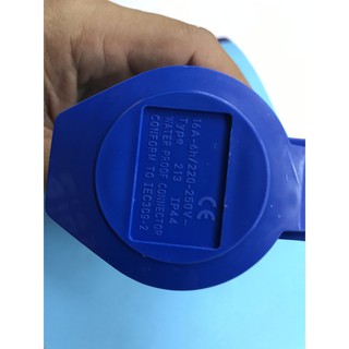 Phích cắm công nghiệp 3 chấu