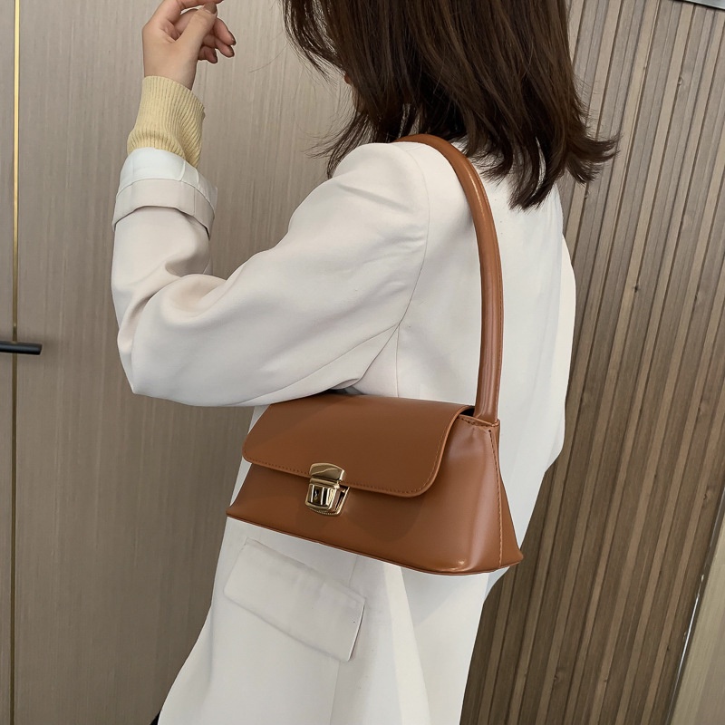 Túi xách đeo một bên vai IELGY kết cấu thời trang dễ phối đồ cho nữ