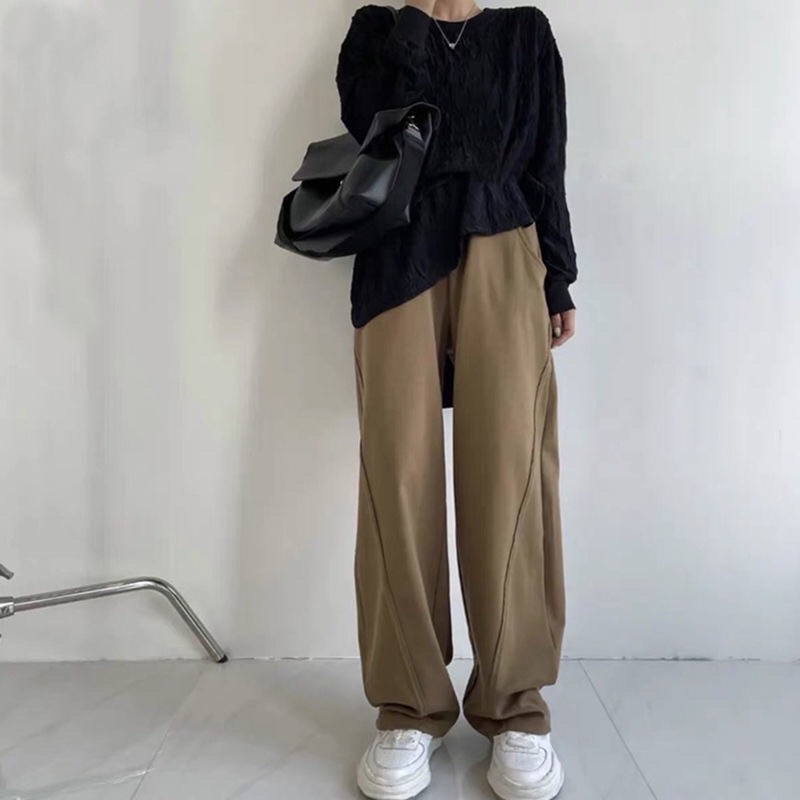 Quần jogger form rộng